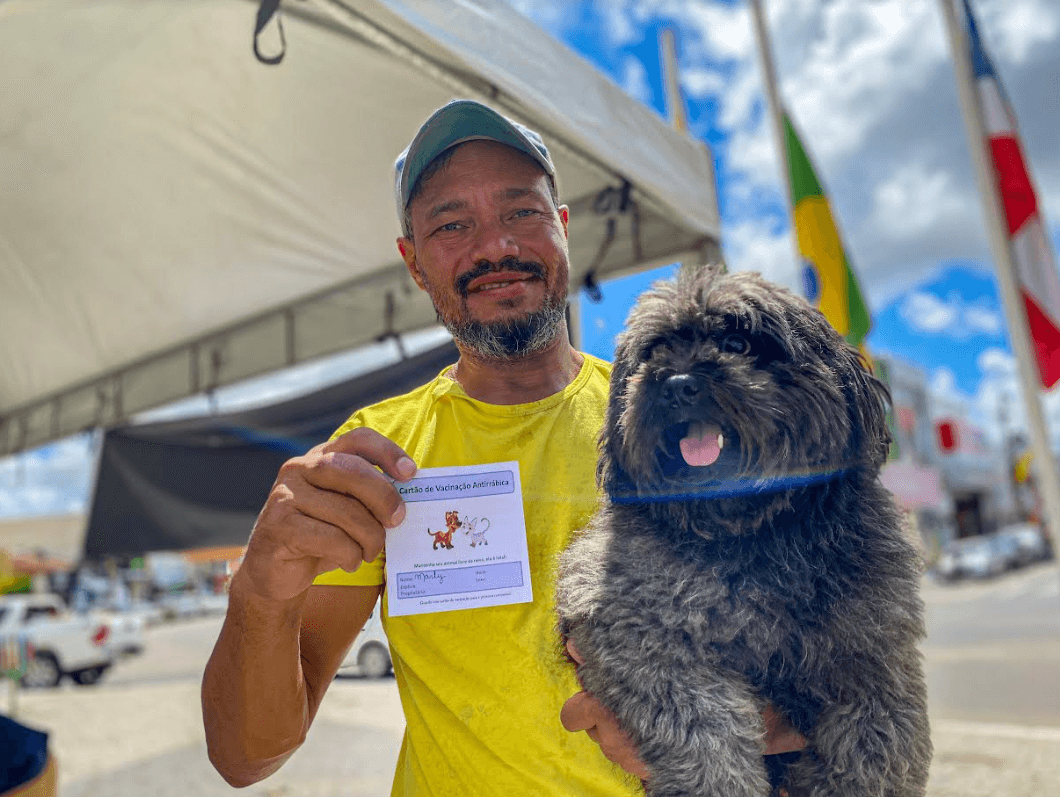 Prefeitura de Eunápolis realiza grande ação de vacinação contra raiva e imuniza cerca de 1 mil animais 5