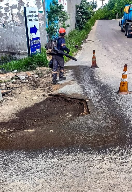 Operação tapa-buracos melhora condições de tráfego no bairro Maria Viúva, em Trancoso 12