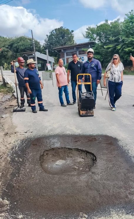 Operação tapa-buracos melhora condições de tráfego no bairro Maria Viúva, em Trancoso 14