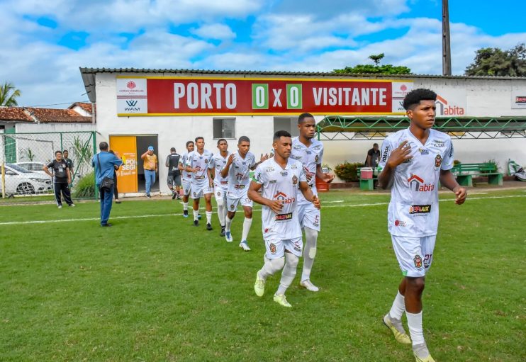 Porto Seguro goleia Mascote e se classifica em primeiro 14