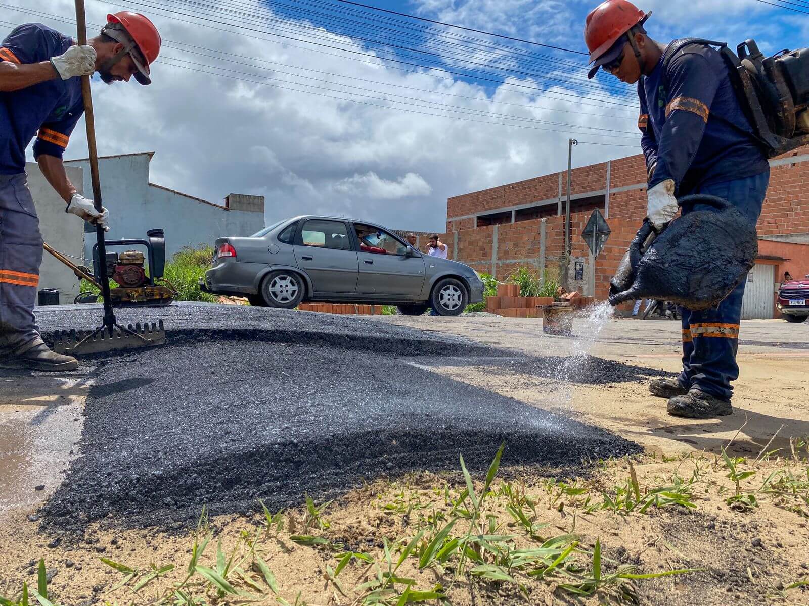 Prefeita Cordélia Torres determina implantação de quebra-molas na Estrada da Colônia 6