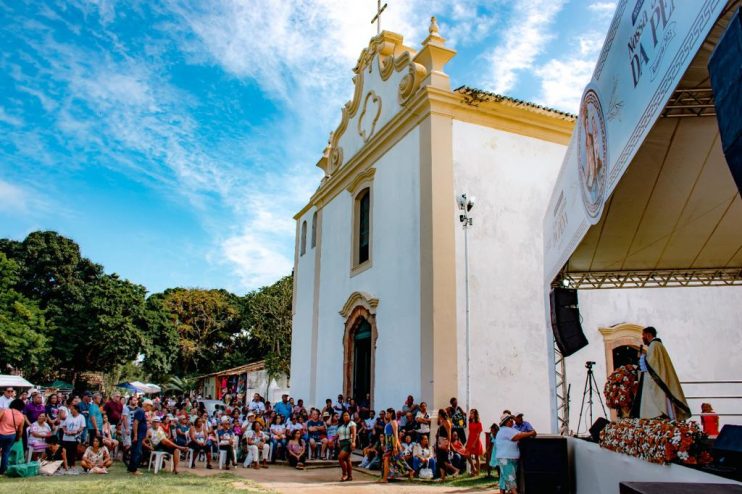 MULTIDÃO CELEBRA FESTA DA PADROEIRA NOSSA SENHORA DA PENA EM PORTO SEGURO 23