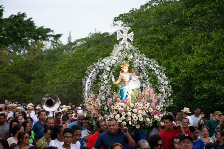 MULTIDÃO CELEBRA FESTA DA PADROEIRA NOSSA SENHORA DA PENA EM PORTO SEGURO 12