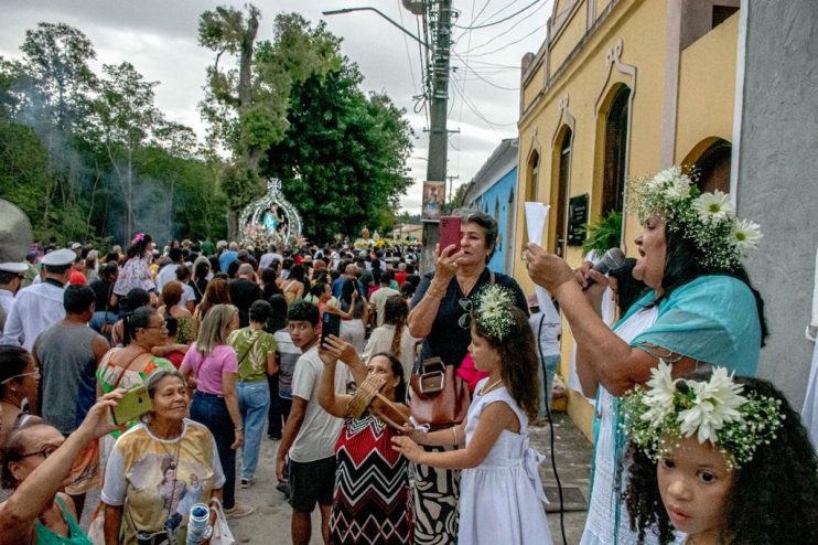 MULTIDÃO CELEBRA FESTA DA PADROEIRA NOSSA SENHORA DA PENA EM PORTO SEGURO 11