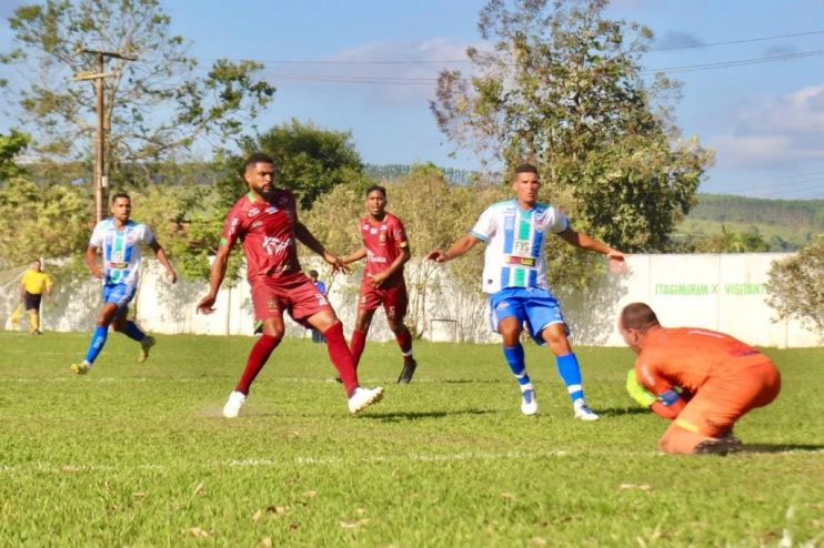 Itagimirim e Porto Seguro ficam no empate no jogo de ida da terceira fase do Intermunicipal. Duelo decisivo acontece no dia 1º de outubro 19