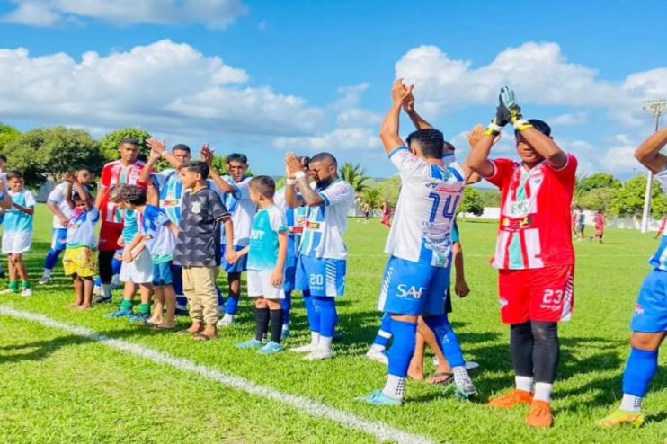 Itagimirim e Porto Seguro ficam no empate no jogo de ida da terceira fase do Intermunicipal. Duelo decisivo acontece no dia 1º de outubro 14