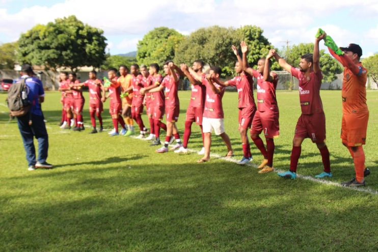 Itagimirim e Porto Seguro ficam no empate no jogo de ida da terceira fase do Intermunicipal. Duelo decisivo acontece no dia 1º de outubro 11