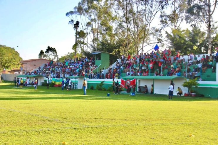 Itagimirim e Porto Seguro ficam no empate no jogo de ida da terceira fase do Intermunicipal. Duelo decisivo acontece no dia 1º de outubro 10