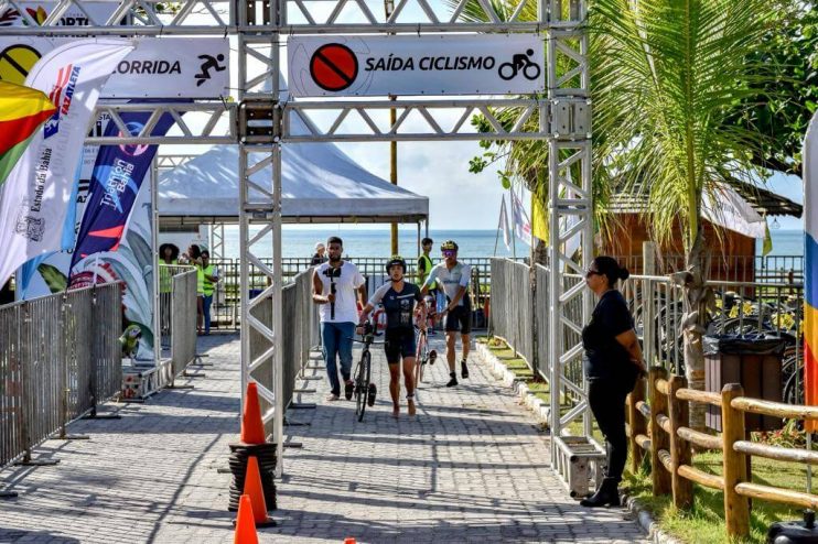 Pelo segundo ano consecutivo, Porto Seguro sediou evento internacional de triathlon 22