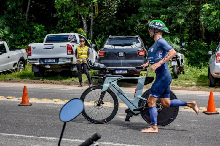 Pelo segundo ano consecutivo, Porto Seguro sediou evento internacional de triathlon 25