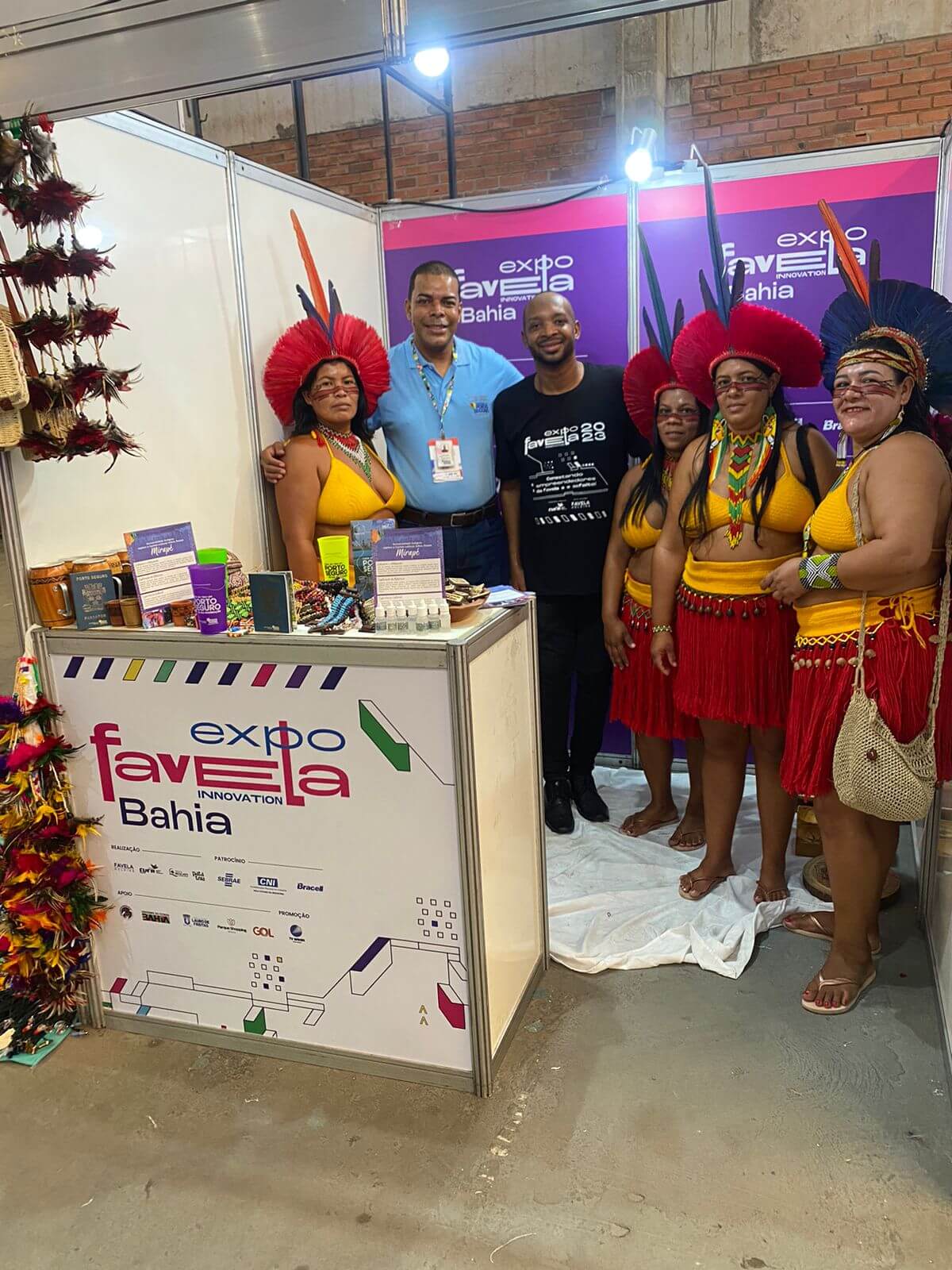 PORTO SEGURO LEVA ATRATIVOS E CULTURA PATAXÓ À EXPÔ FAVELA INNOVATION 8