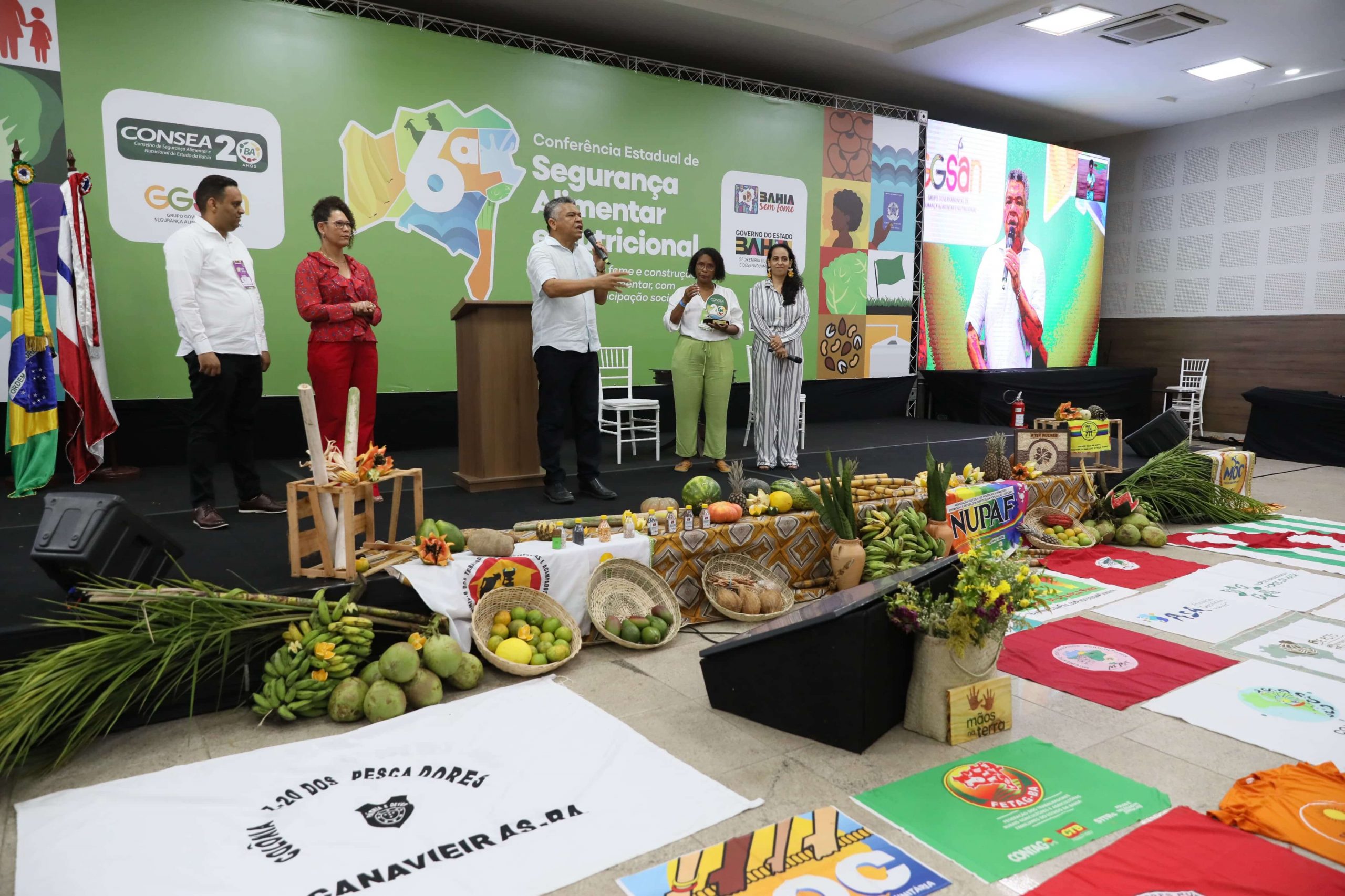 Conferência de Segurança Alimentar da Bahia homenageia Valmir Assunção 1
