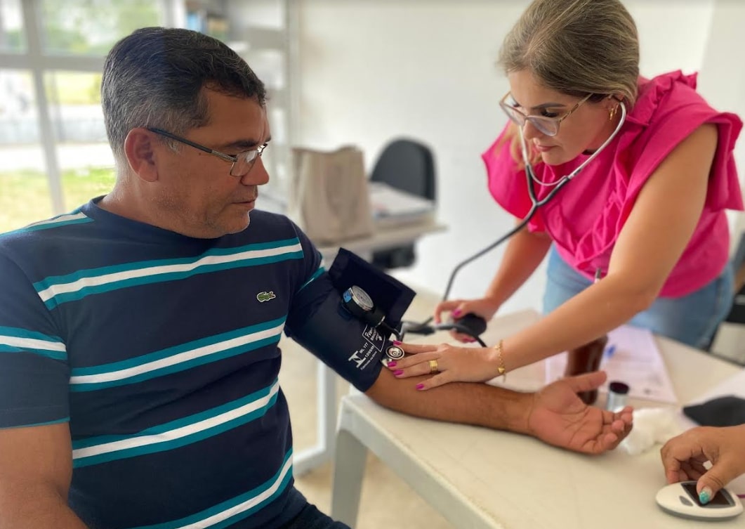 Administradores de bairros recebem cuidados de saúde em ação proativa da prefeita Cordélia Torres 8