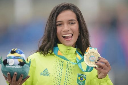 Rayssa Leal fatura 1º ouro do Brasil no Pan de Santiago, Pâmela é prata 9