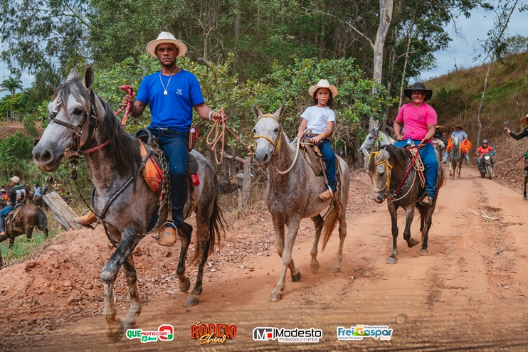 Último dia do Rodeio Show de Cachoeira do Aranã é marcado por grande Cavalgada 14