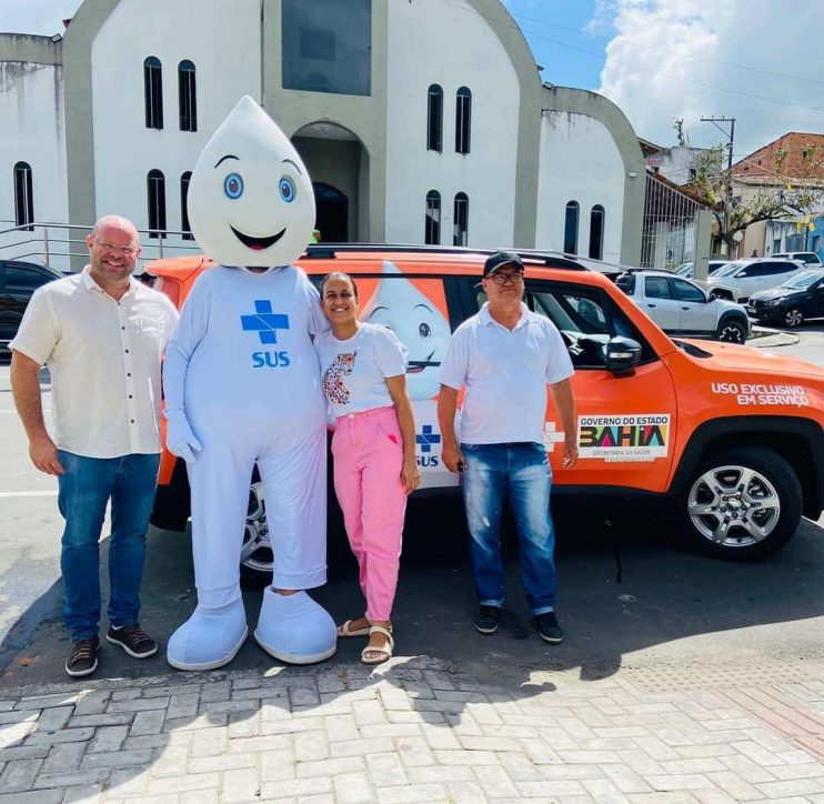 Brincadeiras, distribuição de presentes e muita animação marcam as comemorações pela semana da criança em Itagimirim 23