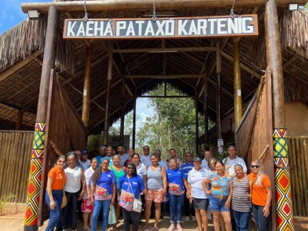 Alunos e professores do projeto Gari na Escola vivem imersão cultural na Reserva da Jaqueira 11