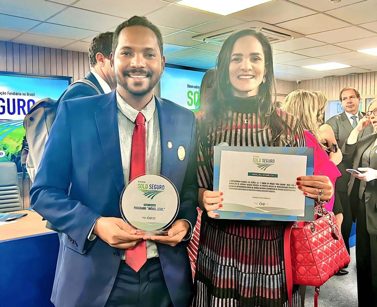 Itagimirim recebe premiação nacional em reconhecimento a práticas inovadoras no processo da Reurb do município 6