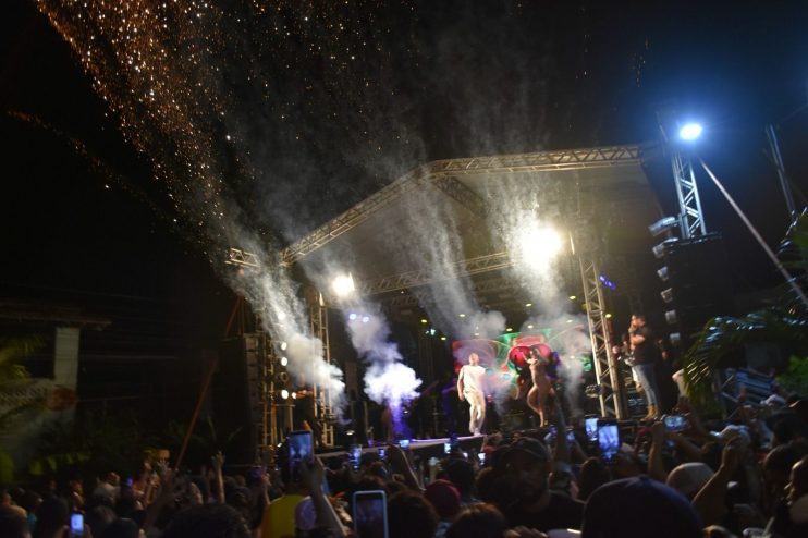 PAVIMENTAÇÃO E MELHORIAS, EM ARRAIAL D’AJUDA 20