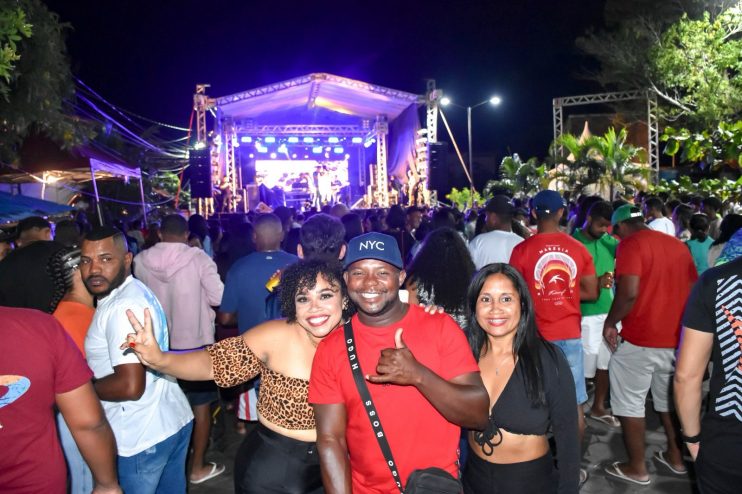 PAVIMENTAÇÃO E MELHORIAS, EM ARRAIAL D’AJUDA 18