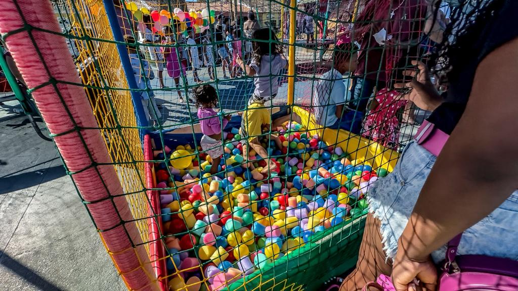Distribuição de brinquedos contempla 12 mil crianças durante ações do mês de outubro 19