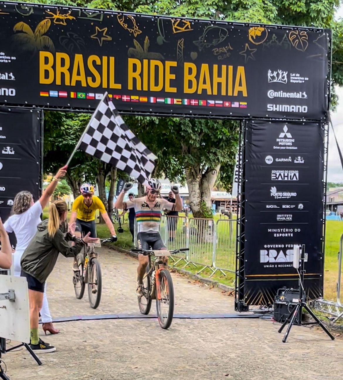 Eunápolis recebe atletas do país e do mundo em prova memorável da Brasil Ride 5