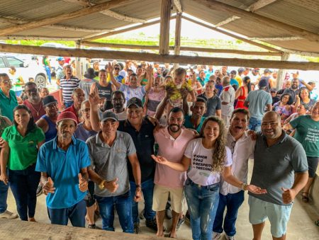 Prefeita Cordélia Torres anuncia melhorias durante visita à comunidade Sapucaeirinha 9