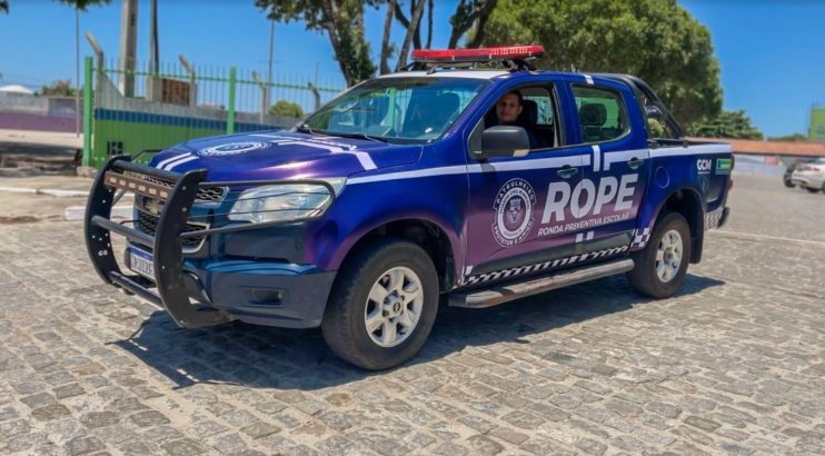 Guarda Civil Municipal recebe nova viatura para reforçar operações em Eunápolis Guarda Civil Municipal recebe nova viatura para reforçar operações em Eunápolis 4