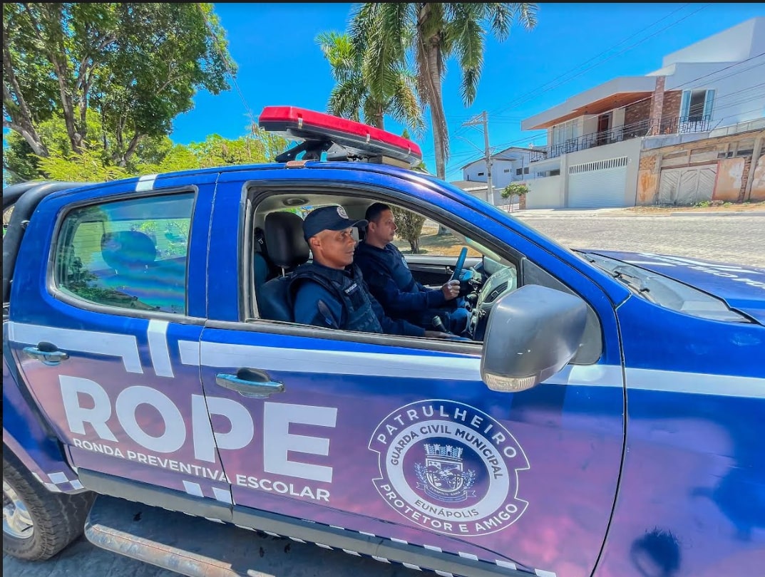 Guarda Civil Municipal recebe nova viatura para reforçar operações em Eunápolis 7