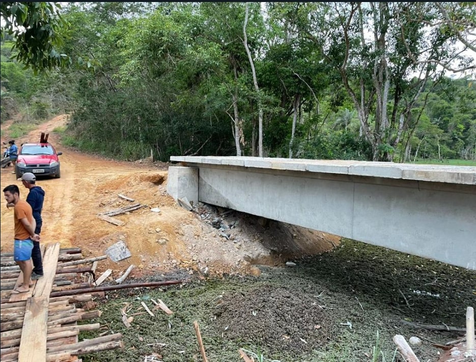 Construção da ponte do KM 12 avança a passos largos na zona rural de Eunápolis 7