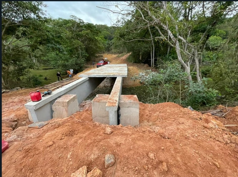 Construção da ponte do KM 12 avança a passos largos na zona rural de Eunápolis 8