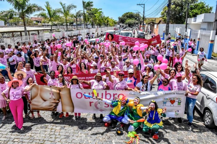 OUTUBRO ROSA: caminhada marca compromisso com a prevenção ao câncer de mama e colo do útero 9