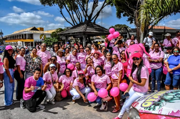 OUTUBRO ROSA: caminhada marca compromisso com a prevenção ao câncer de mama e colo do útero 16
