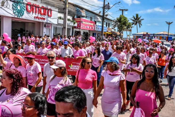 OUTUBRO ROSA: caminhada marca compromisso com a prevenção ao câncer de mama e colo do útero 18