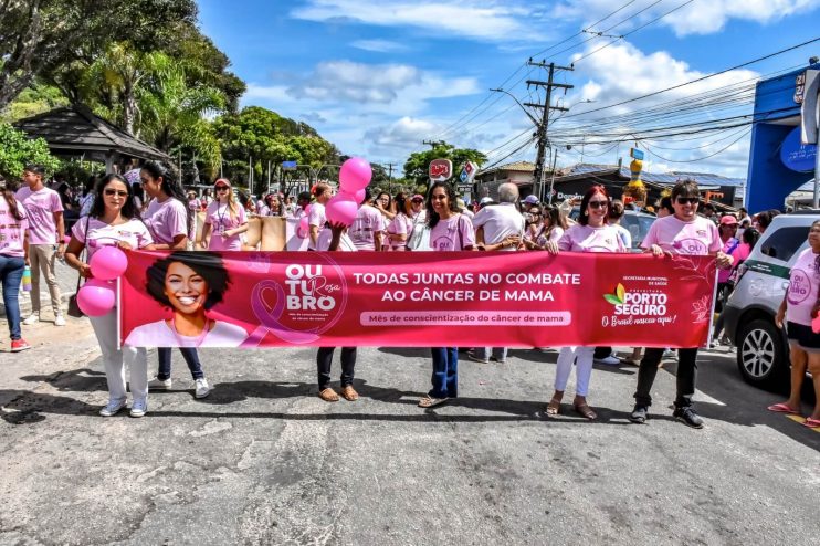 OUTUBRO ROSA: caminhada marca compromisso com a prevenção ao câncer de mama e colo do útero 19