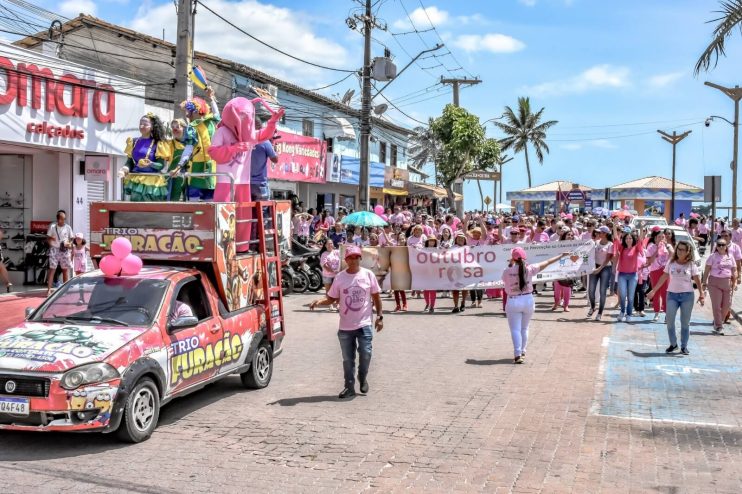 OUTUBRO ROSA: caminhada marca compromisso com a prevenção ao câncer de mama e colo do útero 21