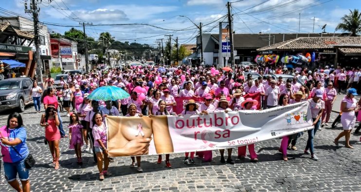OUTUBRO ROSA: caminhada marca compromisso com a prevenção ao câncer de mama e colo do útero 25