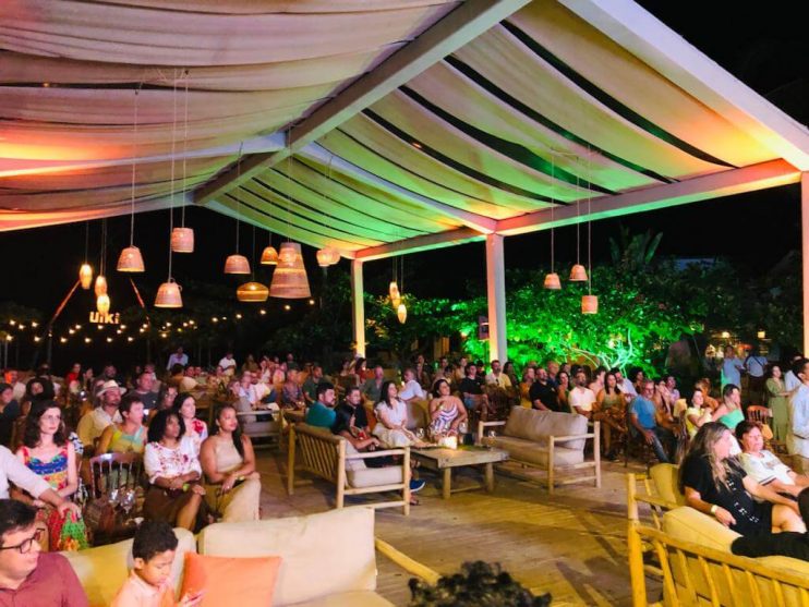 WhatsApp Image 2023-11-02 at 23.34.05 (2) HELENA RIZZO PARTICIPA DA ABERTURA OFICIAL DO FESTIVAL ESQUINA DO MUNDO EM ARRAIAL D’AJUDA 13