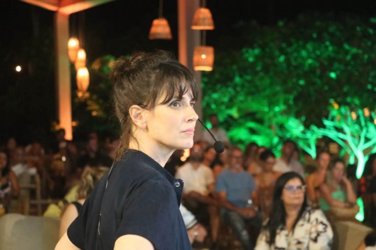 WhatsApp Image 2023-11-02 at 23.34.05 HELENA RIZZO PARTICIPA DA ABERTURA OFICIAL DO FESTIVAL ESQUINA DO MUNDO EM ARRAIAL D’AJUDA 14