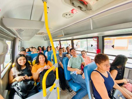 Prefeitura de Itagimirim disponibiliza transporte gratuito para os estudantes do município no 1º dia de provas do ENEM 2023 7