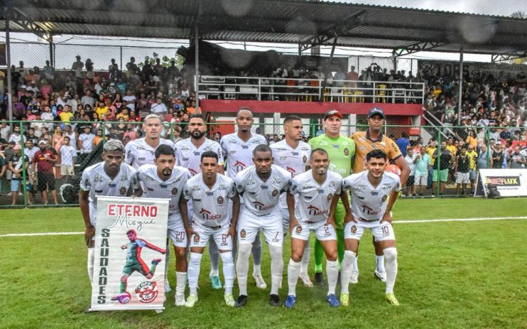 GOLEADA: torcida lota o Agnaldão e Porto Seguro brilha no primeiro jogo das semifinais 27