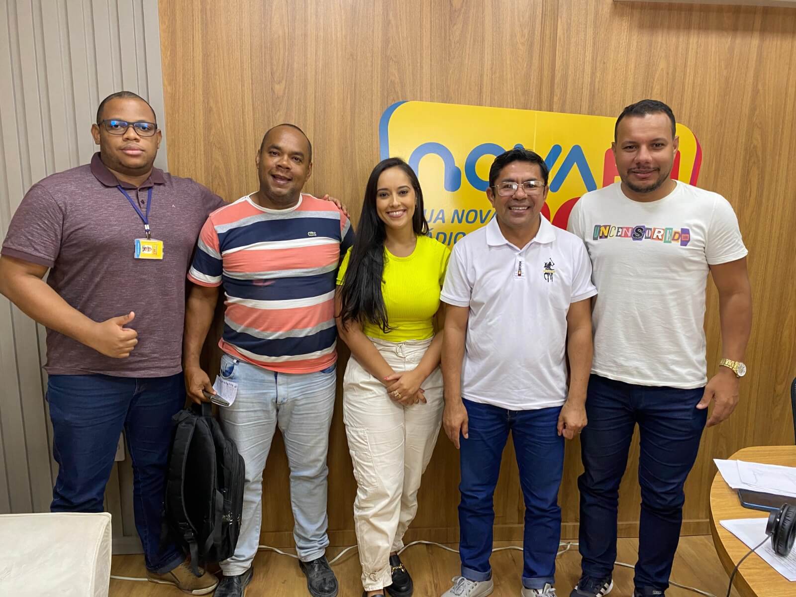 Em entrevista à Rádio Nova FM, secretária Pâmela Dadalto destaca ações e investimentos na saúde de Eunápolis 13