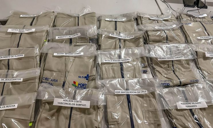 Inspetores da Vigilância Sanitária de Porto Seguro recebem novos coletes de identificação 14