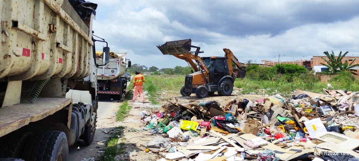 LIXO NÃO! Hábito de descartar lixo em local incorreto dificulta serviços de limpeza 7