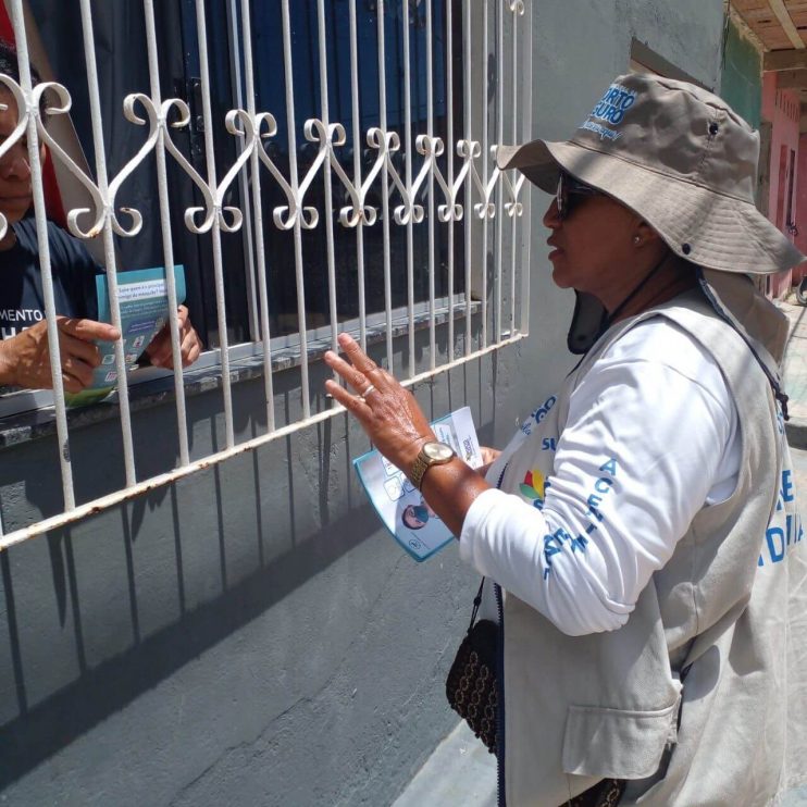 Porto Seguro promove combate a dengue no bairro Parque Ecológico 15