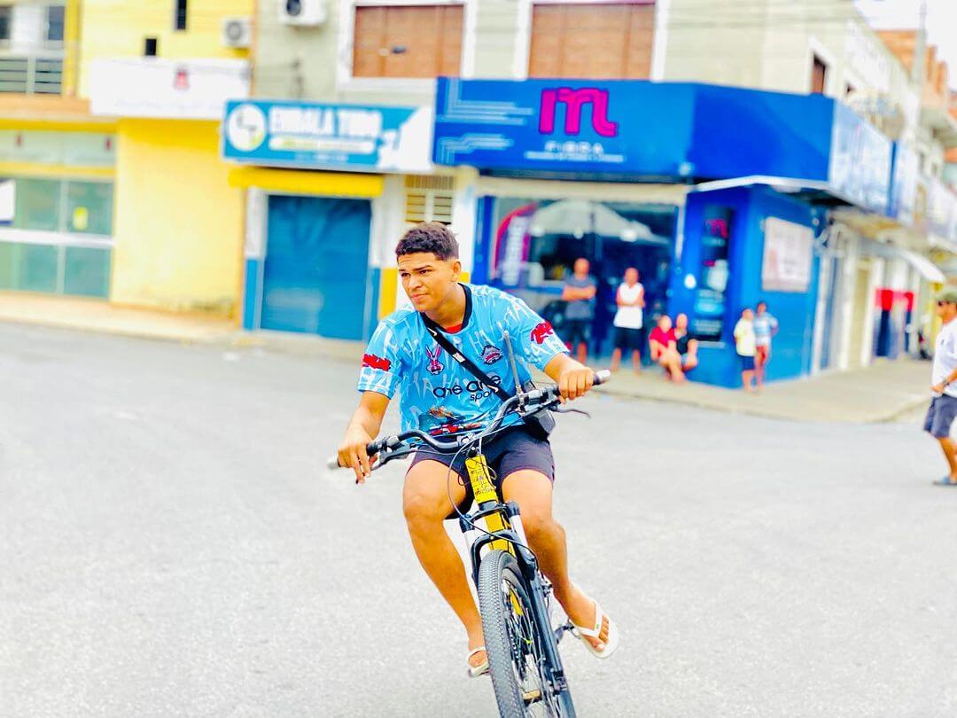 1º Grau de Bike reúne dezenas de praticantes da modalidade em