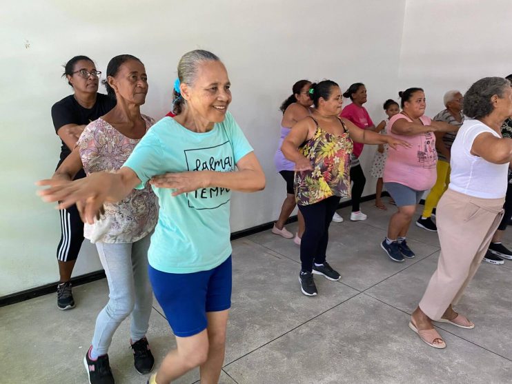 Prefeitura de Eunápolis reinaugura Academia da Saúde no bairro Gusmão 11