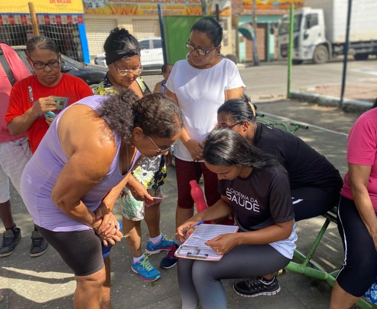 Prefeitura de Eunápolis reinaugura Academia da Saúde no bairro Gusmão 18