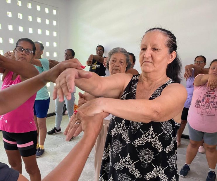 Prefeitura de Eunápolis reinaugura Academia da Saúde no bairro Gusmão 20