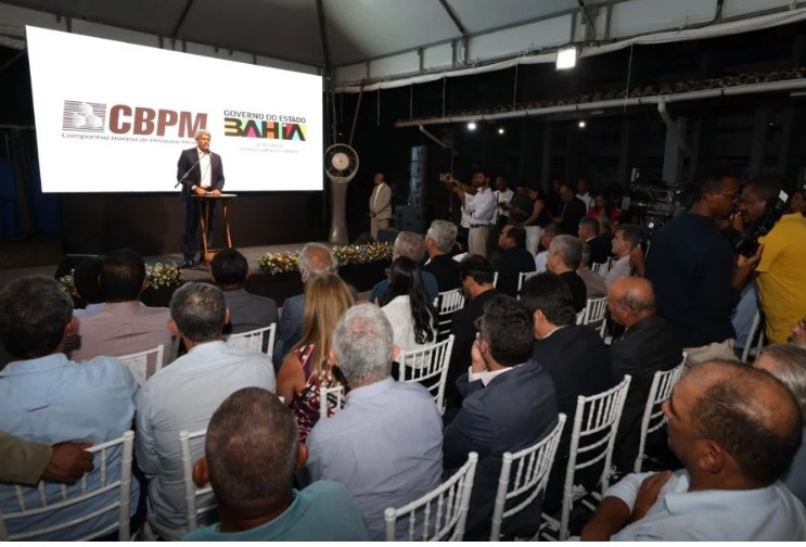 Estado assina contrato com empresa canadense para dobrar produção de energia solar na Bahia 6